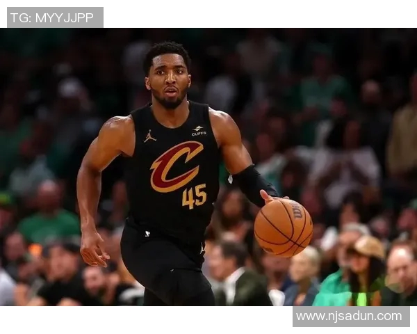 多诺万米切尔:从新秀到全明星的篮球传奇之路与未来展望 多诺万米切尔:从新秀到全明星的篮球传奇之路与未来展望