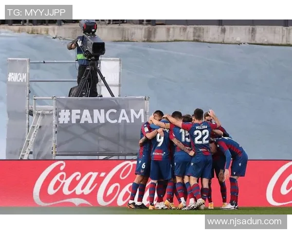 曼联与巴伦西亚精彩对决视频回顾全场亮点与精彩瞬间分享 曼联与巴伦西亚精彩对决视频回顾全场亮点与精彩瞬间分享