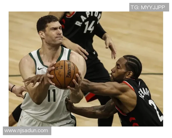 雄鹿与猛龙精彩对决360直播全程回顾与分析 雄鹿与猛龙精彩对决360直播全程回顾与分析