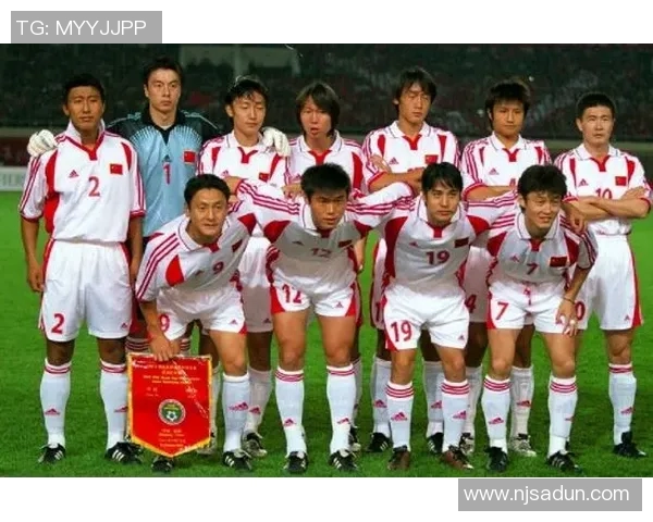 武汉足球比赛首场直播盛况空前球迷热情高涨共同见证历史时刻 武汉足球比赛首场直播盛况空前球迷热情高涨共同见证历史时刻