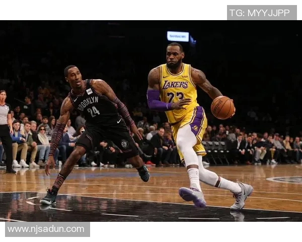 篮网与魔术队激战正酣球迷期待精彩对决与惊喜表现