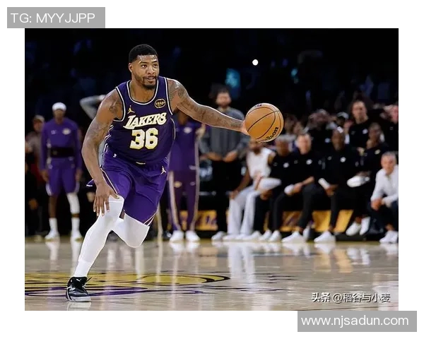 马库斯斯马特:从防守专家到球队核心的华丽转身 马库斯斯马特:从防守专家到球队核心的华丽转身