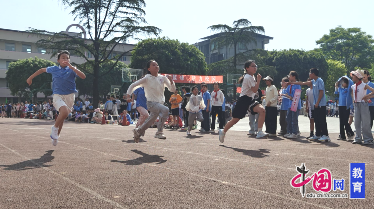 乐山新桥小学：悦享运动活力校园威尼斯wns8885556入口(图2)